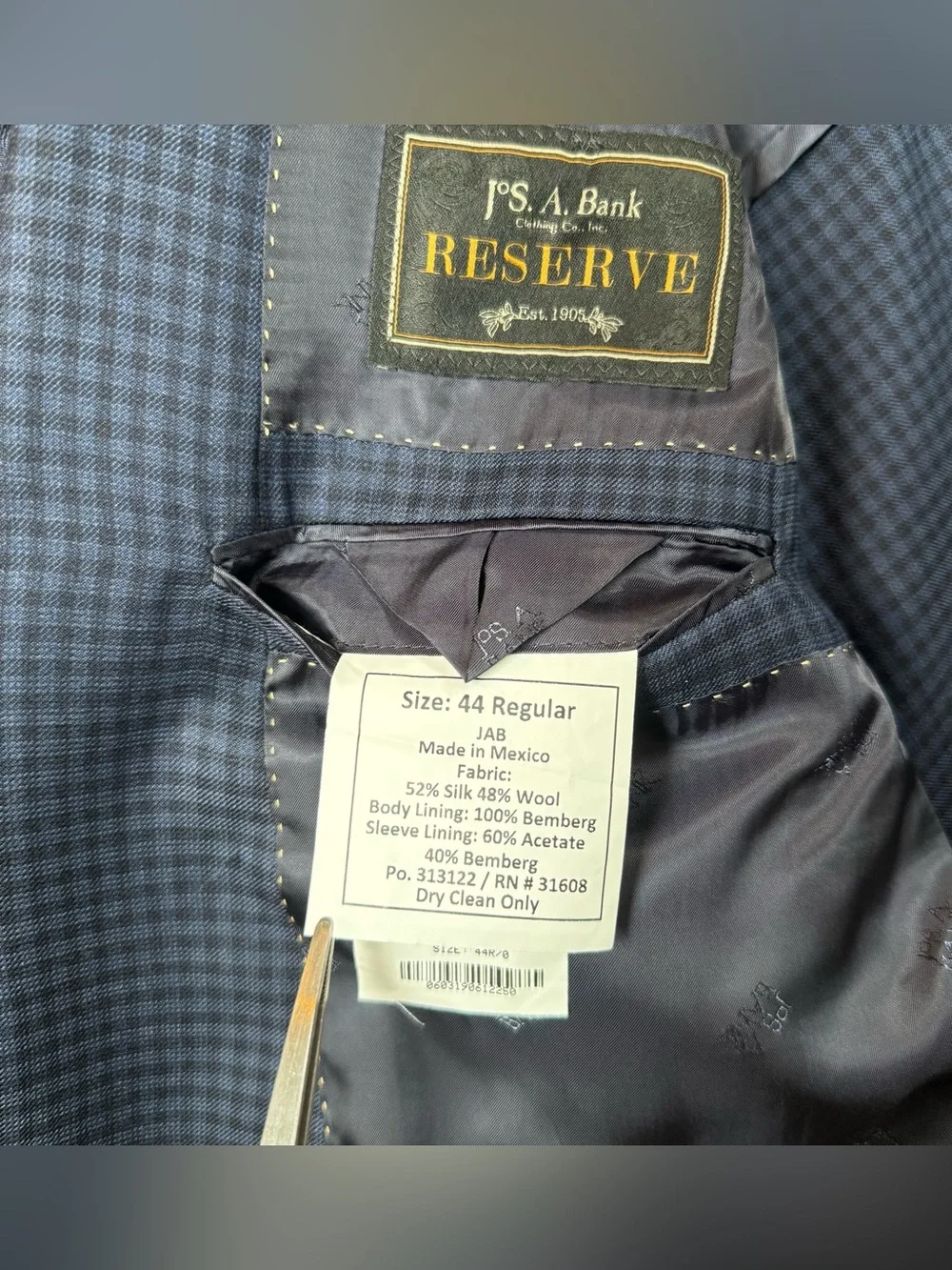 Jos A Bank Reserve Tailored Fit 44R Wool Silk Navy Plaid Coat Blazer Jacket